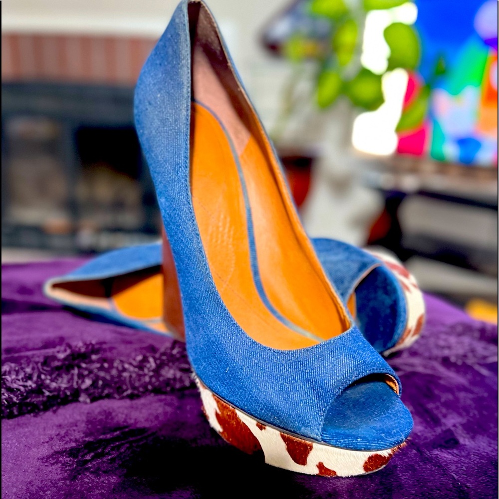 Nine West 6 inch heel Denim Cow Print Peep-Toe Heels